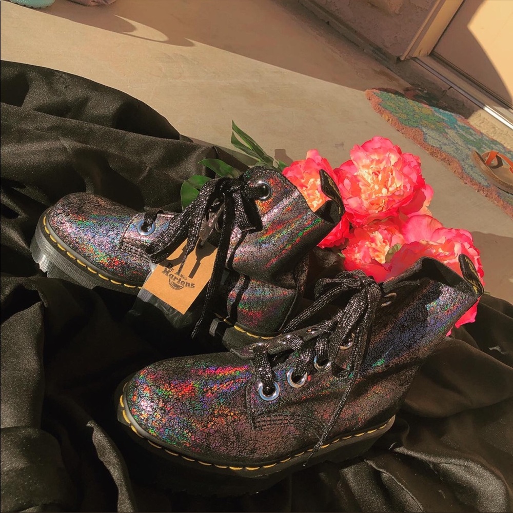 Dr. Martens Women's Molly Platform Retro Quad